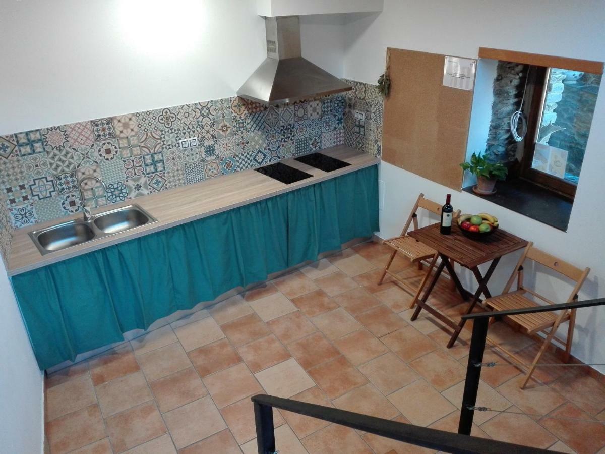 Refugi Casa Canelo Rodes Exteriér fotografie